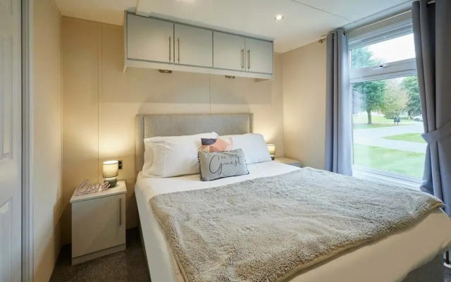 Host Stay Lucas Lodge