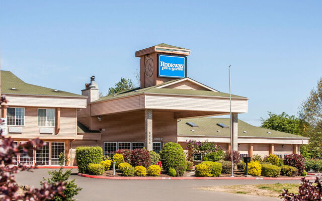 Rodeway Inn & Suites