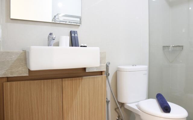 Deluxe & Cozy 2BR Apartment at Landmark Residence