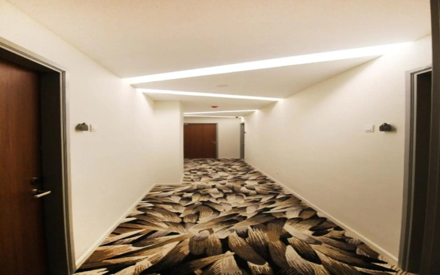 KL Eight Suites