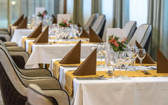 Willis Hotel Business & Wellness