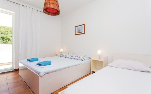 Beautiful Home in Punat With Wifi and 3 Bedrooms