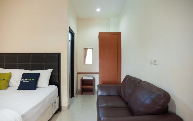 Urbanview Hotel Syariah Villa SM Cisarua Puncak by RedDoorz
