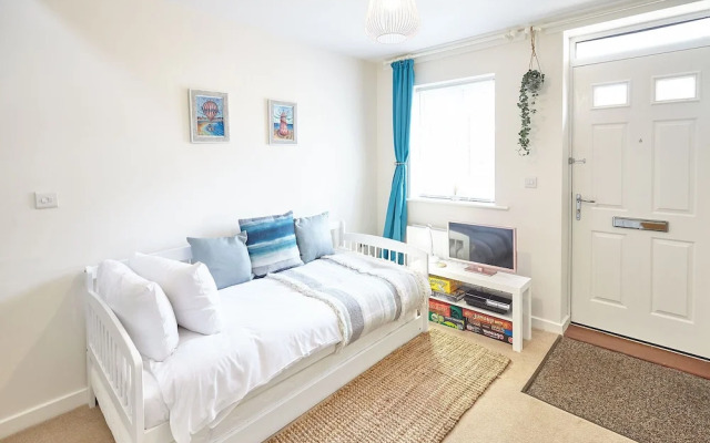 Host Stay Coach House Retreat