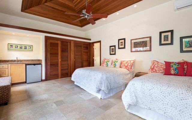 Diamond Head Tiki Estate