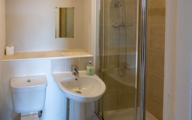 Royale Blenheim Apartment