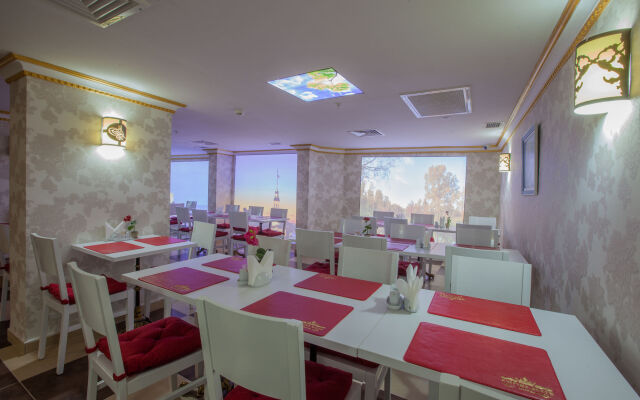 Empire Suite Hotel