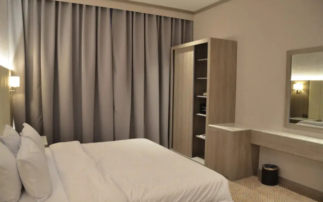 Crown Suite