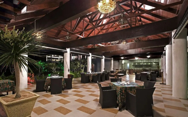 Sari Pacifica Resort & Spa Sibu Island