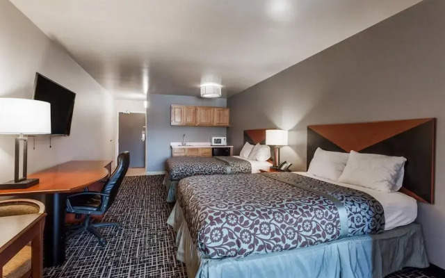 Days Inn And Suites Lancaster Amish Country