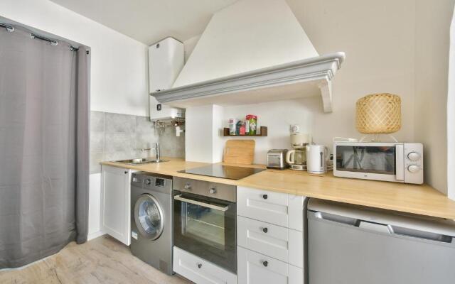 Superbe T2 Marseille Les ChartreuxParking Gratuit