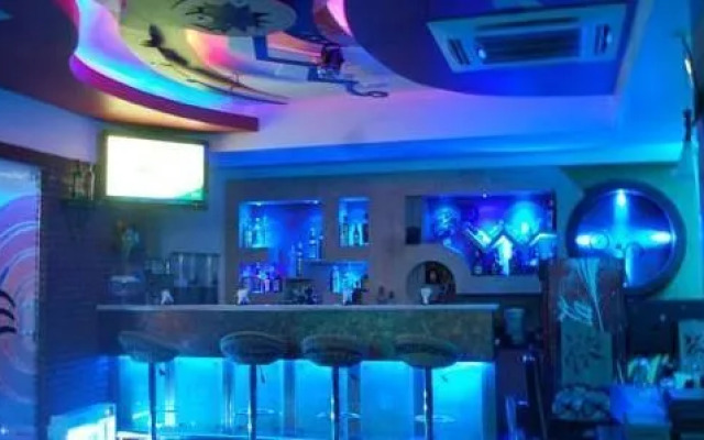 Hotel Ranjits Lakeview