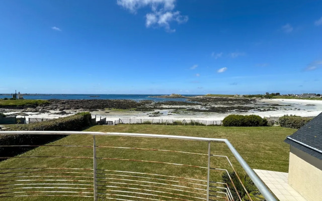 House in Ploudalmezeau With Beach Access