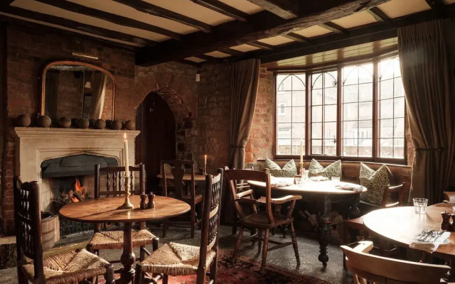 The Manor House Inn