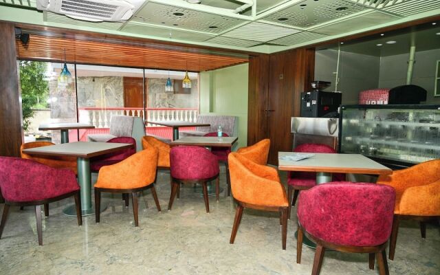 Hotel Golden Riviera