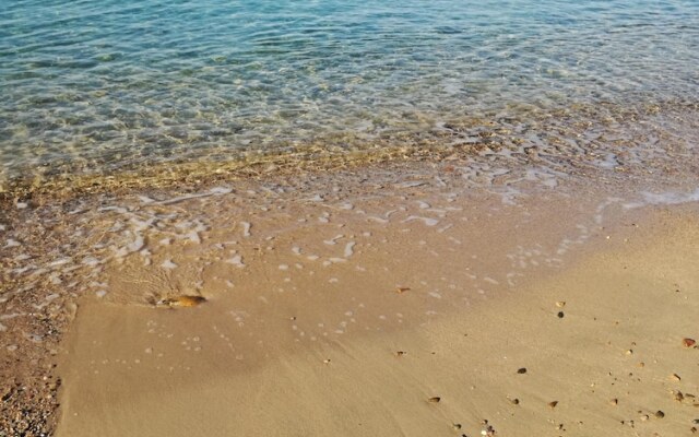 Apartment With 2 Bedrooms in Quartu Sant'elena, With Furnished Garden