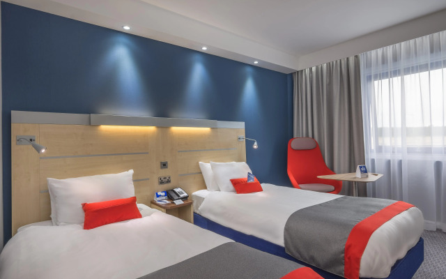 Holiday Inn Express Kettering by IHG