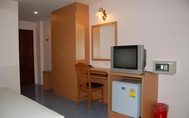 Baan Manthana Hotel