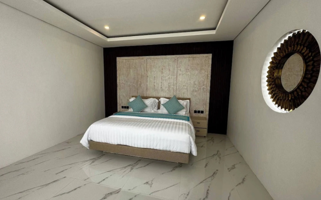 Newly Built "villa Na Bali"