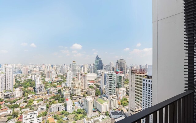 Modernism Asoke By Favstay