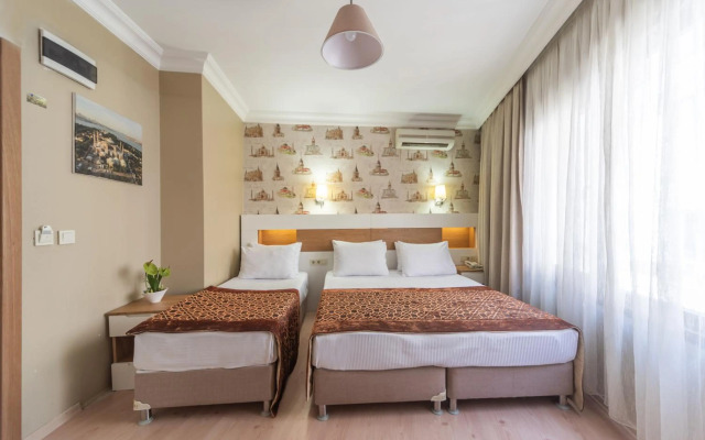 Taya Hatun Hotel