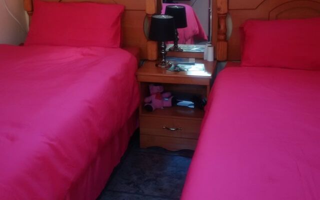 Naledi backpackers
