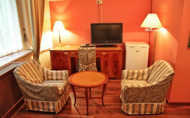 Evergreen Budapest Bed & Breakfast and Guest House