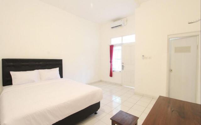 OYO 3193 Pondok Cinta