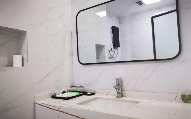 Binhe Hotel (Yongchuan Wanda Branch)