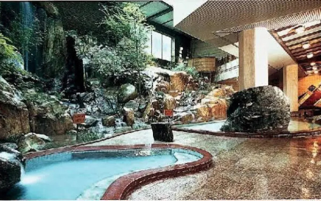 Tomata Onsen Noritake