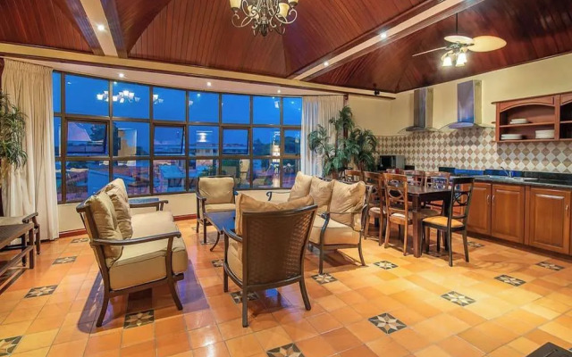 Hotel Casa Roland San Jose
