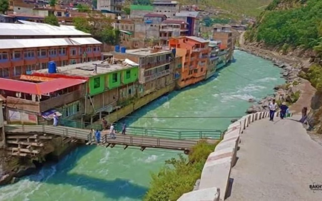 FR Darya E Swat Hotel