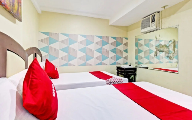OYO 894 Cosmo Hotel P Campa Manila