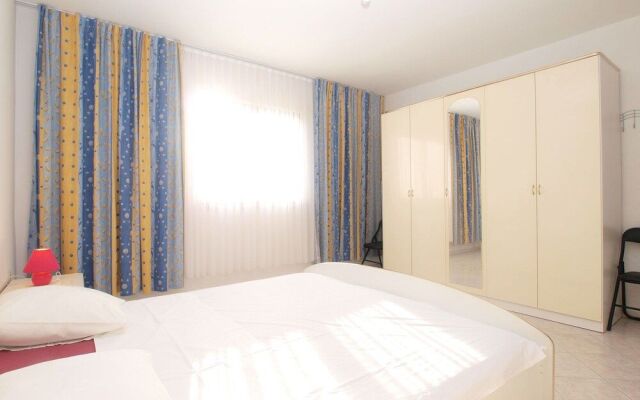 Apartment 1481