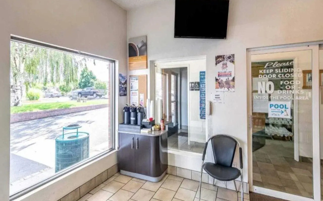 Motel 6 Clarkston, WA