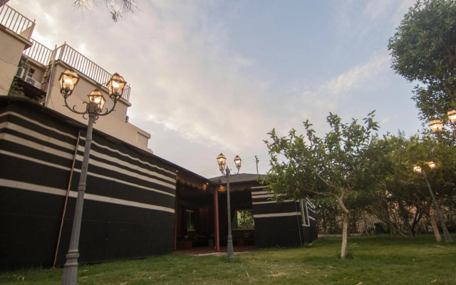 Seven Garden Alhada Suites