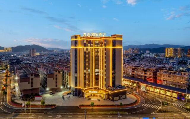 Yunxiao Junyi International Hotel