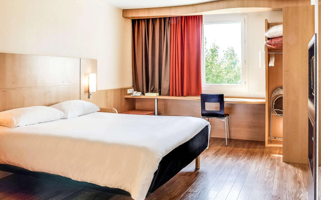 ibis Salon de Provence Sud