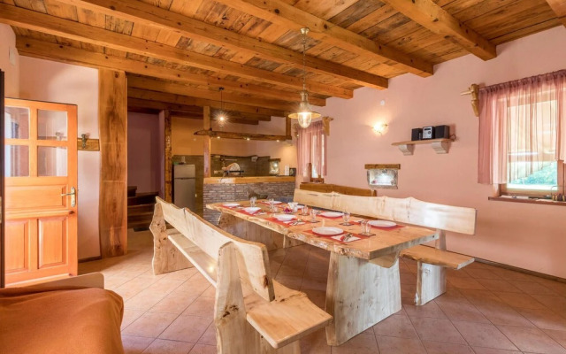 Amazing Home in Pula With Sauna, Wifi and 4 Bedrooms