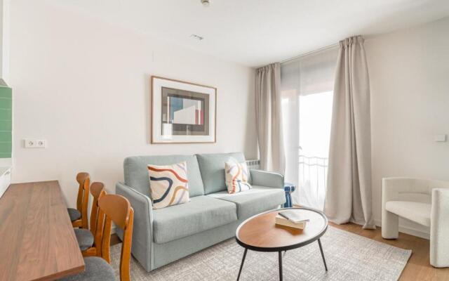 Home Art Apartments Salamanca