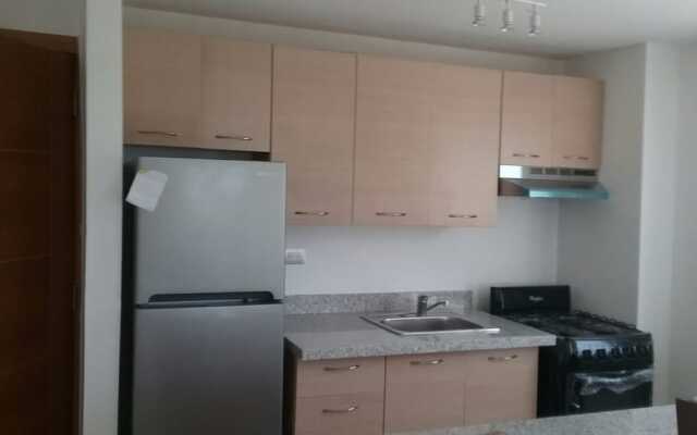 J&R Apartamento Serena Village