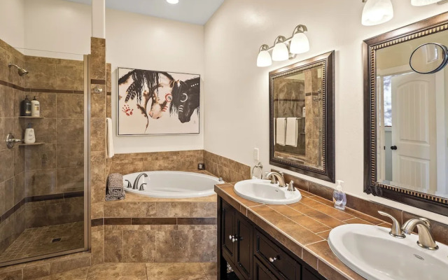 Furnished Patio & Views: West Sedona House!