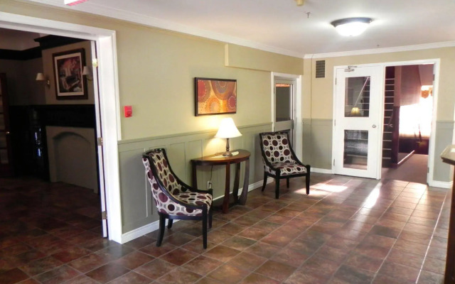 Harbourview Inn, SureStay Collection by Best Western