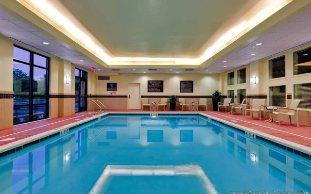 Hampton Inn & Suites Mahwah