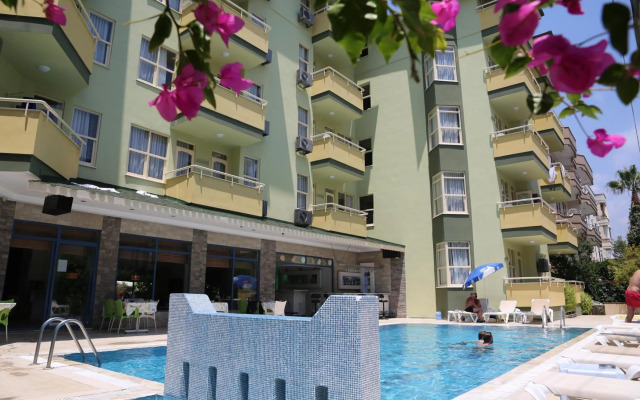Almera Park Apart Hotel