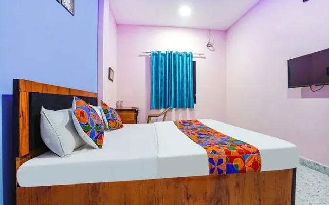FabExpress Evaan Deluxe Rooms
