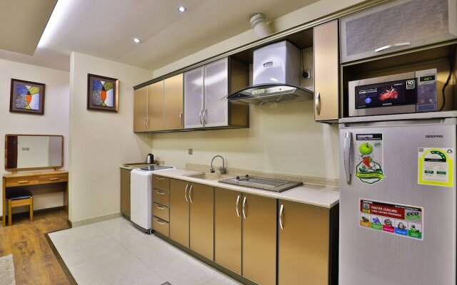 OYO 240 Roshan Gulf Hotel Suites