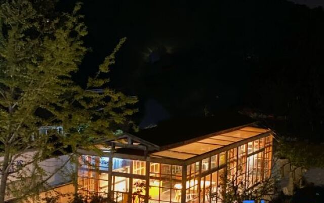 Sanjian Shuishe Guesthouse
