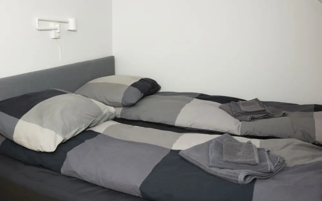 Mørk Apartments