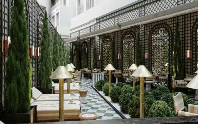 Sax Paris, LXR s & Resorts